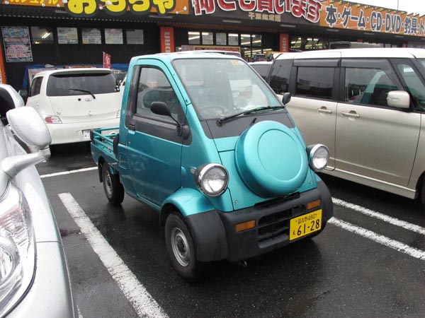 (02-10a)11-06-27_02  1996-98 Daihatsu Midget Ⅱ Pickup.JPG